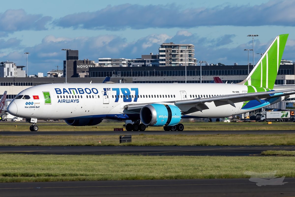 bamboo_airways's tweet photo. Ready for summer ☀️
Who else is excited for beach trips and ice-cold drinks? Let's make the most of this amazing season with Bamboo Airways! ⛱
📸: Aussiepomm
#BambooAirways #Fly_Bamboo #More_than_just_a_flight https://t.co/LbqKF84Hl7