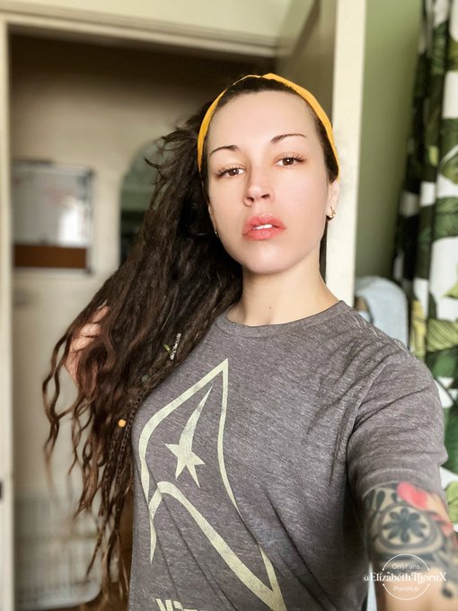 I think I look ok in command colors but I&rsquo;m always a #scienceofficer at heart. #startrek #nerd #Findmeinstellarcartography<a href="/tag/nerd"class="tags"><span>#nerd</span></a><a href="/tag/startrek"class="tags"><span>#startrek</span></a><a href="/tag/scienceofficer"class="tags"><span>#scienceofficer</span></a><a href="/tag/findmeinstel"class="tags"><span>#findmeinstel</span></a>