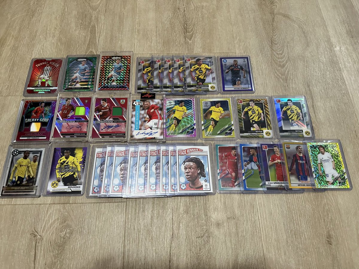 jflipppycards's tweet photo. ⚽️ sale soon https://t.co/XGkhnt4kJs