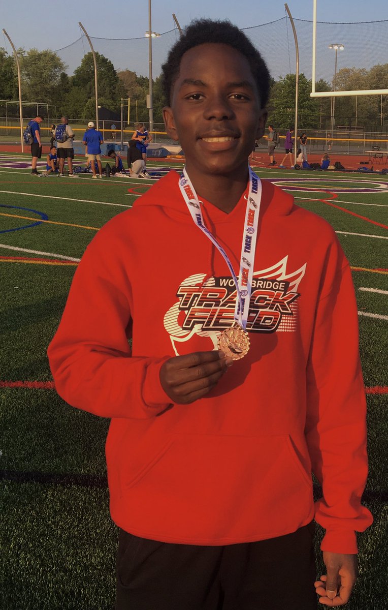 WHSTracknField's tweet photo. At the GMC Freshman Championships today,our Barrons Track&Field team had some outstanding performances🔥 including Christina🏅Javelin, Shavon🏅Shot Put, Ian🏅Long jump &100m, Kobe🏅200m, Caroline🏅400m hurdles. Great job y’all! ✅Bright future ahead! #WeAreBarrons #improvingdaily https://t.co/hmV6LniaL5