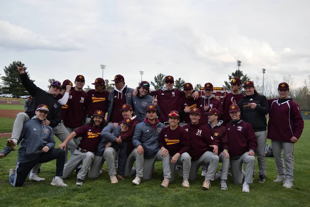 The Warriors win in Senior night against Warren JFK!

Ryan Deperro 1-2 2R 💣 2RBI
<a href="/GabeGardner12/">Gabe Gardner</a> 1-3 2R 💣
<a href="/EckelmanMason/">mason eckelman</a> 2-3 2B 3RBI

W: <a href="/lukas_simone/">Lukas Simone</a> 2IP 2H 0R
Tyler Dermott 1IP 3H 3R 3ER
<a href="/jakeromanini/">Jake Romanini</a> 1IP 0H 0R
<a href="/kpholland88/">Kevin Holland</a> 2IP 0H 1R 0ER
#Warriorson3Heaveon6Loveon9