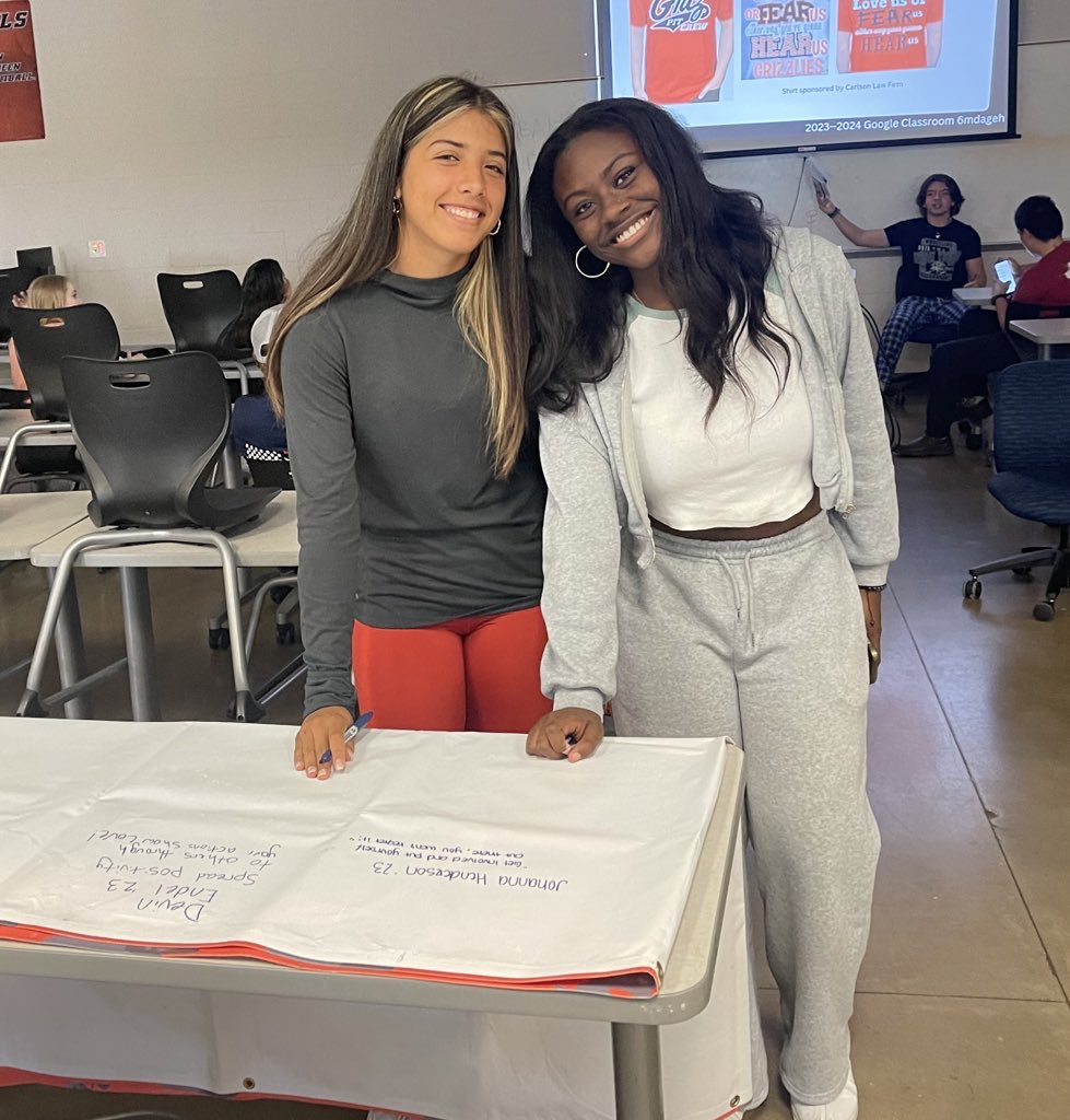 These Seniors are signing off! The “OG” Pit Crew members helped build this program, and they will be missed! They are all off to great big new things! <a href="/TomGlennHS/">Tom Glenn High School</a> <a href="/GlennHSSoftball/">Glenn High School Softball</a> @GlennGrizFB @Coach_Kraus <a href="/CoachKellyRidge/">Kelly Ridge</a> <a href="/DevinEndel/">Devin K Endel</a> <a href="/jaelinhines/">Jaelin Hines</a> <a href="/jocyc2004_cantu/">Jocelyn Cantu</a>