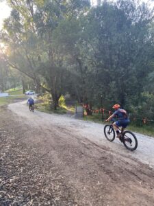Eastern Dandenong Ranges Trail extension almost there now.

railtrails.org.au/news/extension…