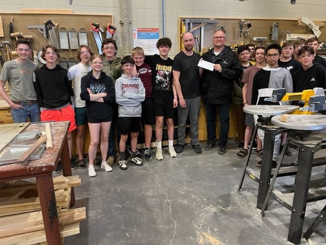 A HUGE thank you to <a href="/CanadianNatural/">Canadian Natural</a> for their generous donation to our Practical and Applied Art classes! Community support like this helps in building the foundation and future of our students. Thank you!🙌

#HRHS #thisisLCSD #Inthistogether #workingtogether #yll