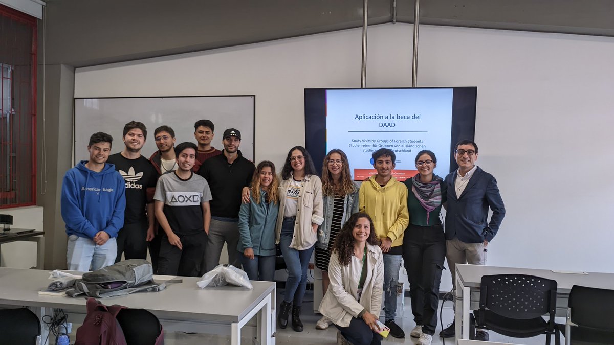 aocadenas's tweet photo. Hoy realizamos socialización de nuestro viaje académico por Alemania, para que más estudiantes de @GeocienciasUnal se postulen a la beca del @DAAD_Germany @DAADColombia.
De nuevo gracias @GFZ_Potsdam, @TUBergakademie, @UniBonn y @geoGoettingen por habernos recibido! https://t.co/MbMfx9Fc5Z
