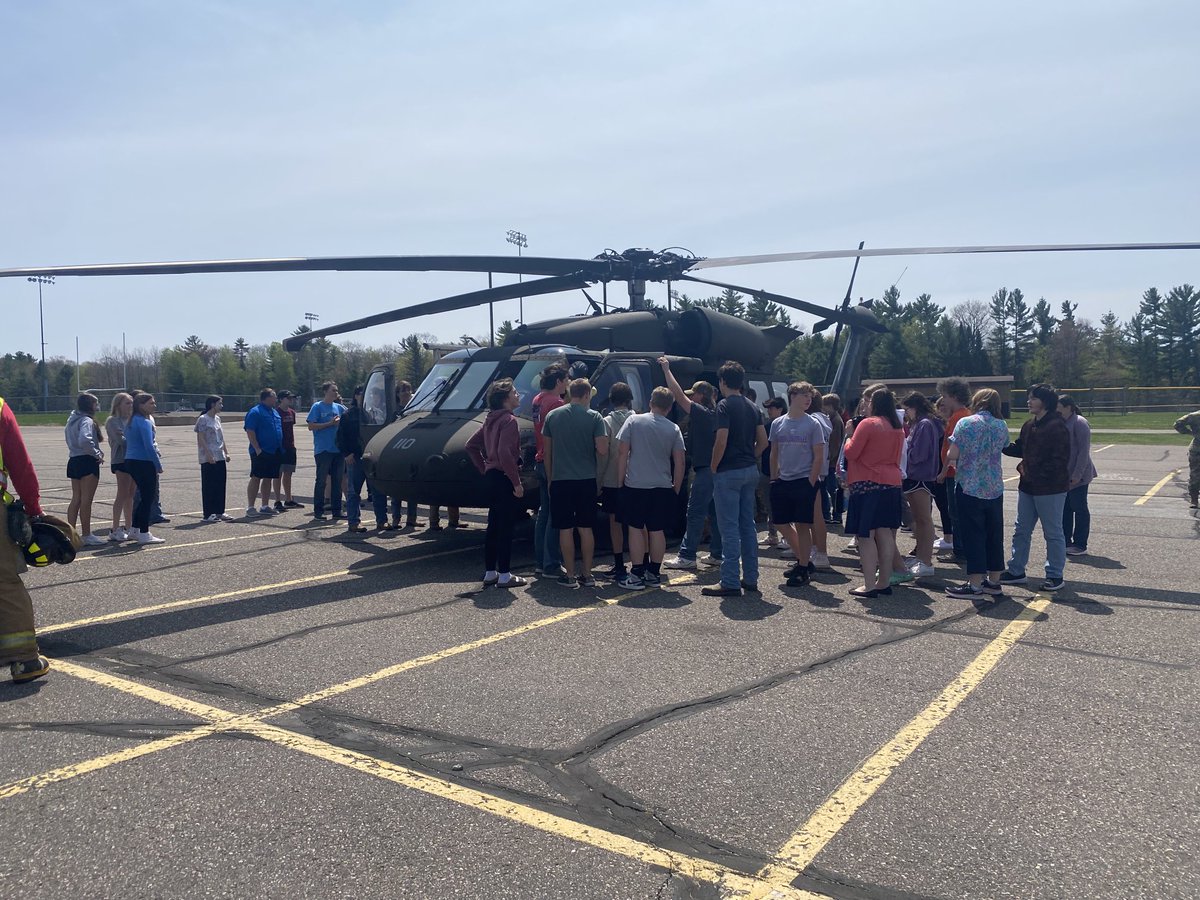 Scott Foster tweet media