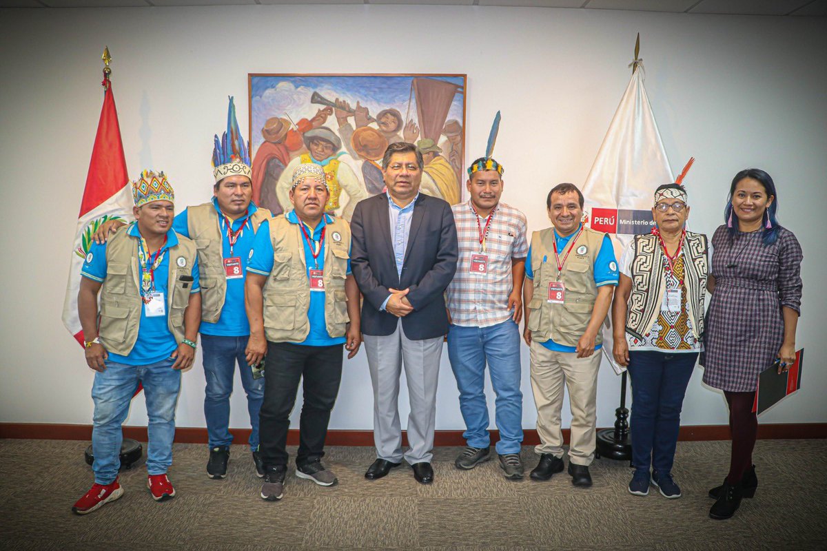 Nos reunimos con el presidente de @FENAMAD1, Alfredo Vargas Pio, a fin de reforzar las acciones que protejan la integridad de los Pueblos Indígenas en Aislamiento y Contacto Inicial #PIACI en la región Madre de Dios.