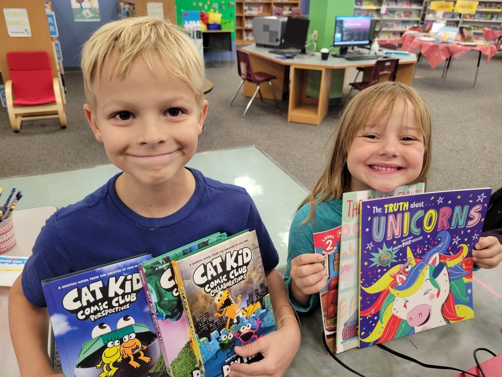 Just look at these happy customers at our BOGO Book Fair!!  Students and families can shop through Thursday of this week and can also shop online at bit.ly/wielandbookfair 📚💙📚 ift.tt/9EuUbV1
