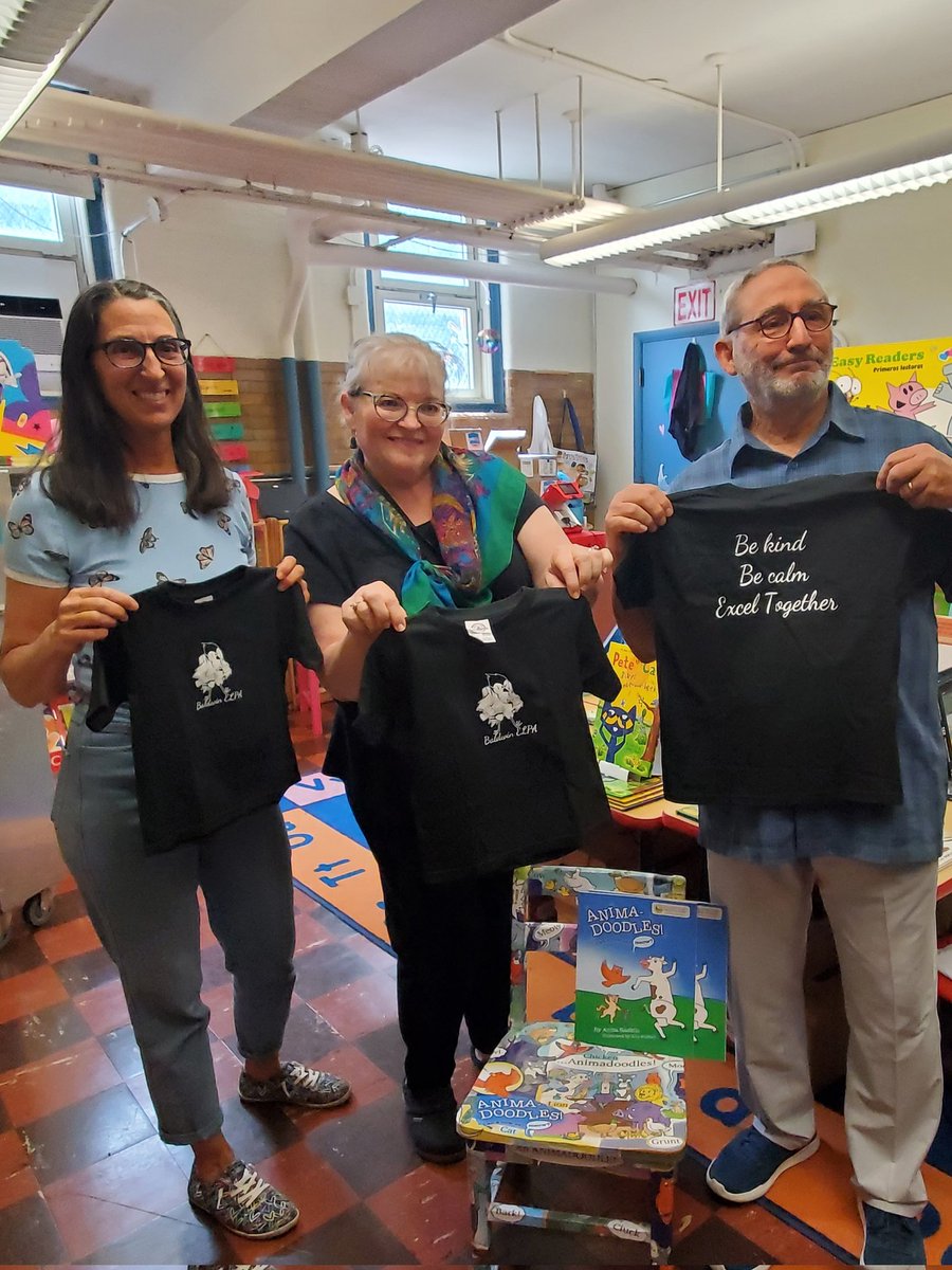 sit4aspell's tweet image. A big thank you to #storytimecrafts and the Raskin family for donating books and a chair to our school library!