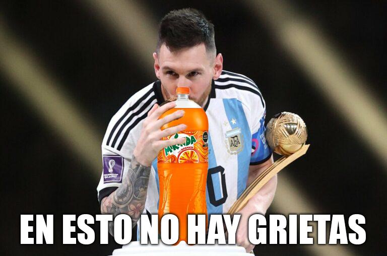 flaviateve's tweet photo. Estamos con vos Leo #Mirinda https://t.co/zWOpxnUaxX