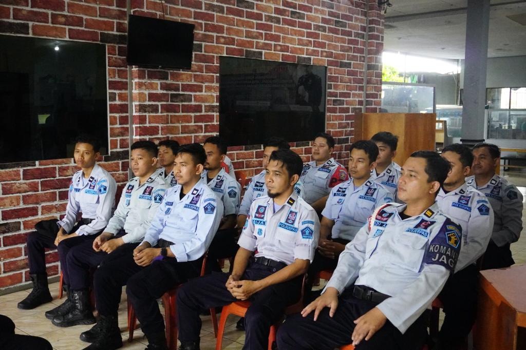Briefing Bulanan - Perkuat Regu Pengamanan Lapas Narkotika Karang Intan

<a href="/lpnkarangintan/">Lapas Narkotika Kelas IIA Karang Intan</a> <a href="/lpnkarangintan/">Lapas Narkotika Kelas IIA Karang Intan</a>
 <a href="/lpnkarangintan/">Lapas Narkotika Kelas IIA Karang Intan</a> <a href="/lpnkarangintan/">Lapas Narkotika Kelas IIA Karang Intan</a> <a href="/lpnkarangintan/">Lapas Narkotika Kelas IIA Karang Intan</a> <a href="/lpnkarangintan/">Lapas Narkotika Kelas IIA Karang Intan</a> #WahyuSusetyo
Kanwil Kemenkumham Kalsel | Faisol Ali