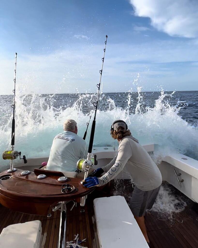 BahamasMarinas's tweet photo. Fighting time on @billistic_sportfishing in Cat Cay. Whoβs ready for this action! Photo by @toddpicarielllllllllo
π§πΈπ₯ππ π¬βοΈπ₯π€Ώππ€π§πΈ
ITβS BETTER IN BAHAMIAN WATERS!
#bahamas #bahamasboating #bahamasyachting #bahamasfishing #bahamasmarinas #its⦠https://t.co/mOafNdMpmD https://t.co/35xnGHS78J