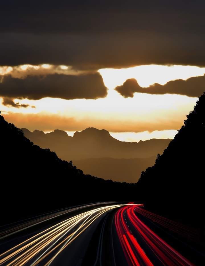 Brahmanandhi's tweet image. Every person needs to learn from childhood how
to be spend time with Oneself. Alone in the world.
#SharedPost 
#DailyWisdom