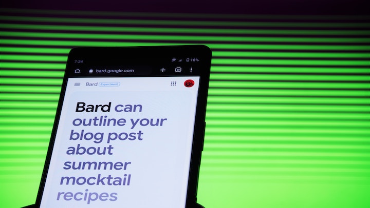 ImpossibleSG's tweet photo. Google Bard is set to rival ChatGPT with new features including visual responses, export capabilities, and support for over 40 languages. Read more here. #GoogleBard #AI #ChatGPT

https://t.co/YaDgNYxSa1 https://t.co/33Sddn4DRL