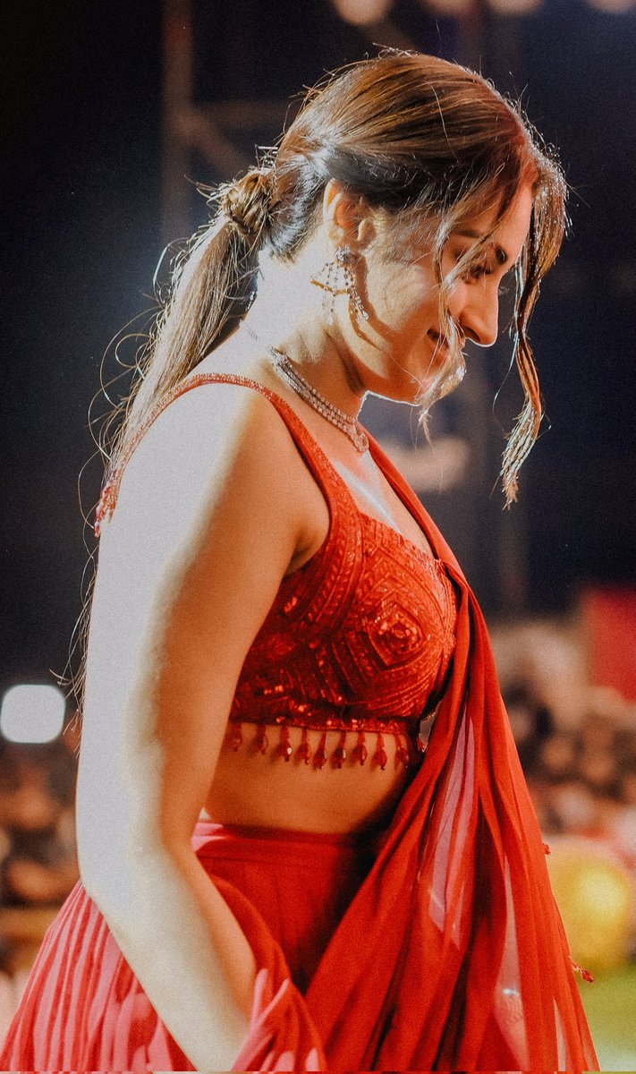 FwNyYeWX0AAcVR1?format=jpg&name=medium