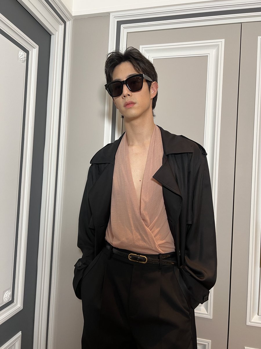 [SCHEDULE] Saint Laurent Pop Up store 🗓️ 17 May 2023 ⏰ From 6pm (local time) 🏢 Siam Paragon #MarkTuan #Mark #마크 #段宜恩 @marktuan