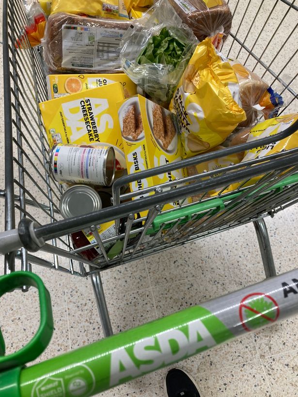 JonesWintersong's tweet image. Budget Range Food Prices Rise 25% in a year!
Pay Rises just 6%!
We need a strong UNISON NEC in the face of this Cost-of-Living crisis. #TimeForRealChange #unisonnecelections23 
POST YOUR VOTE TODAY