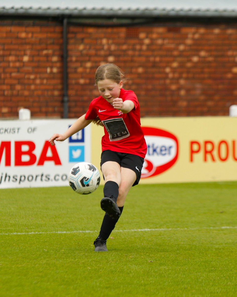 ⚽️ U12 Girls

Such a talented team, our U12 Girls came so close to glory on Sunday in their Lancs Cup Final.

They will regroup, work harder & go again next season, and who knows what may happen. ❤️🖤

Photos courtesy of @sjt_photos 

#mjfdc #OneLoveOneClub #TogetherWeCan