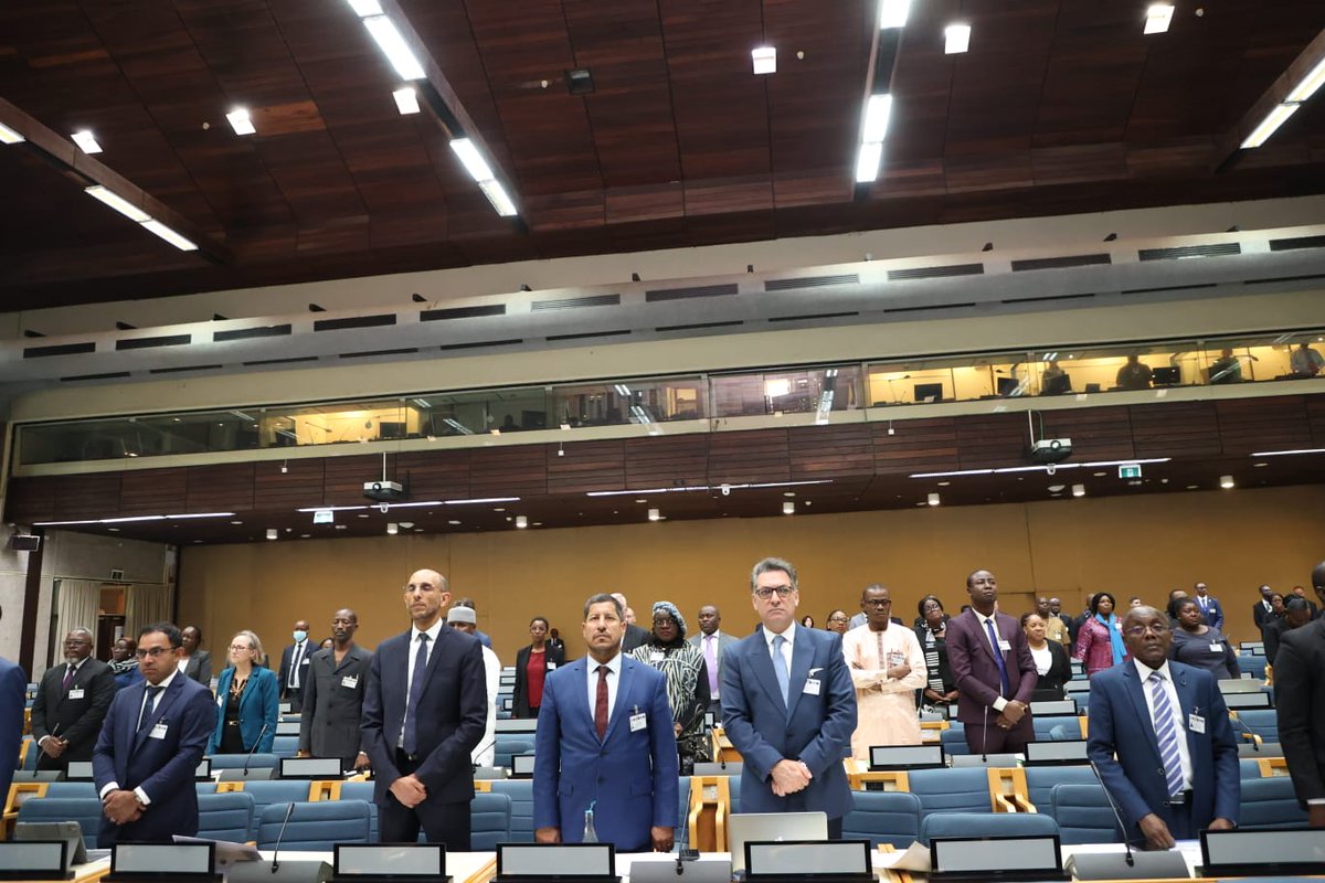 ODPP_KE's tweet photo. The DPP Noordin Haji today gave the opening remarks during the opening ceremony of the Africa regional colloquium on enhancing the delivery of justice by addressing Pretrial Detention challenges at the UN Nairobi. 
#Fairtrial
#PretrialDetention
#HakiNaUsawa https://t.co/zbvzCK7mHQ
