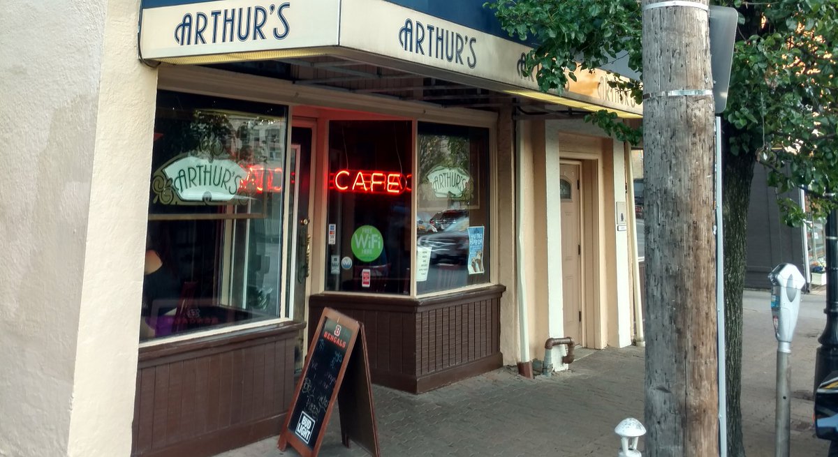 #Arthur's at few paces to the north of #Cincinnati #RealEstate agency #OylerHines of Coldwell Banker