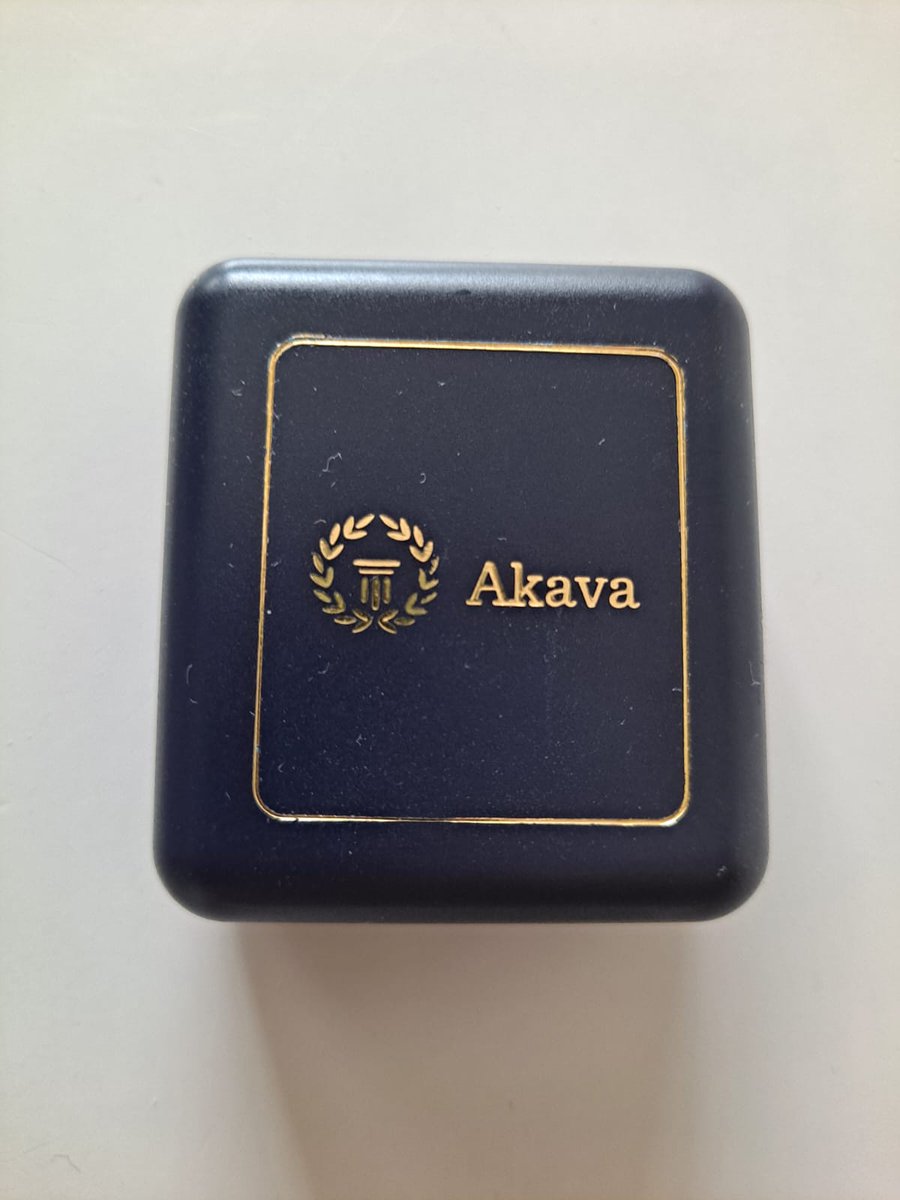 pasi_tervasmaki's tweet photo. Tänään prenikka rintaan ja suuntaan Flooran päivän juhlaan. @AkavaRy
#floora https://t.co/0asHNqNDjc
