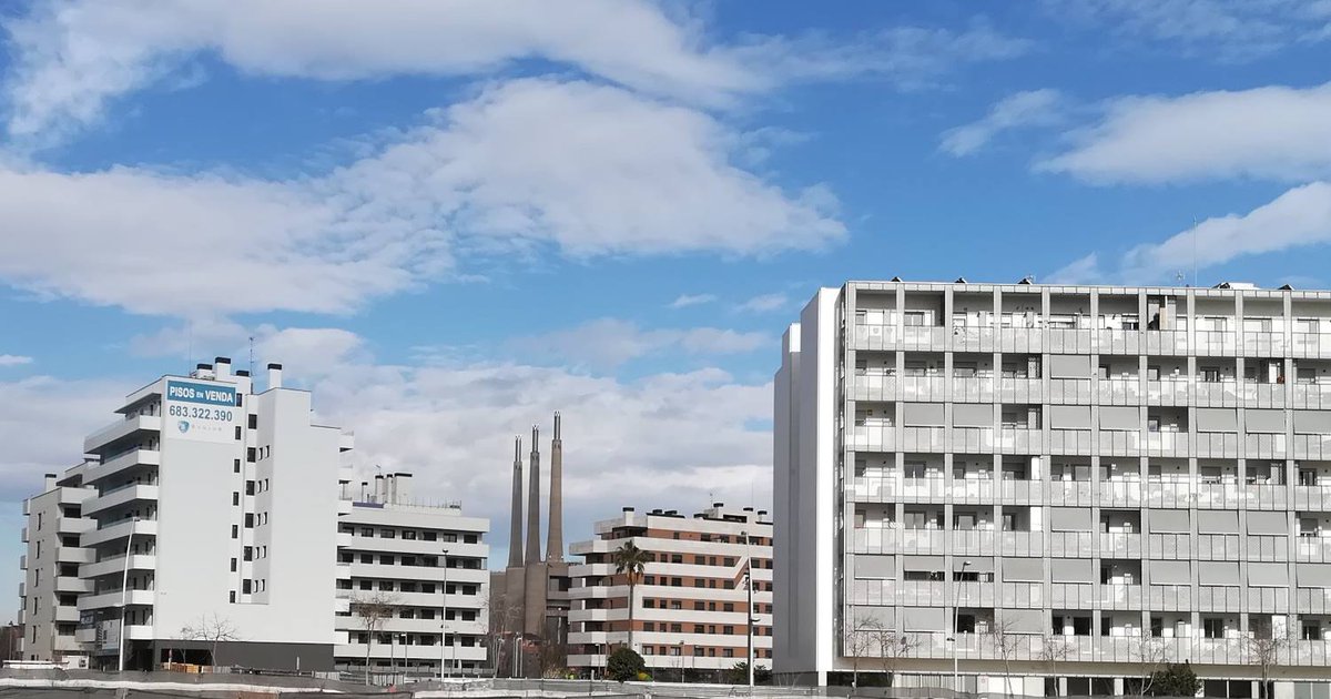3Xemeneies's tweet photo. Presentat recurs contenciós contra el Pla Urbanístic de les Tres Xemeneies de #SantAdrià 
Nota de premsa: https://t.co/S8wS4TjZpG
Notícia: https://t.co/sBdGKDmw0I https://t.co/NHyDPS0hUa