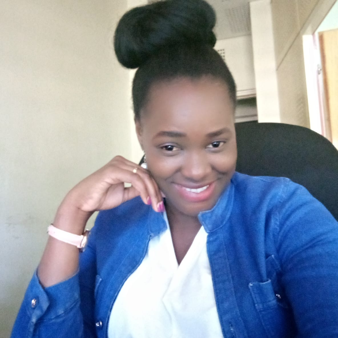 Biblia Husema 96.7fm (@bhusema) on Twitter photo Karibu Mwana #MixedFlavours Kwenye #HealthyTuesday na <a href="/DadaE_Mwikali/">Esther Mwikali</a>
Wewe Hufanya nini ukiwa umekasirika yako yote? Karibu Mwana #MixedFlavours Kwenye #HealthyTuesday na <a href="/DadaE_Mwikali/">Esther Mwikali</a>
Wewe Hufanya nini ukiwa umekasirika yako yote?