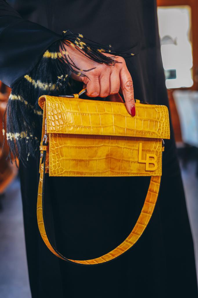 Linabrax's tweet image. Hera was the Greek Queen of gods, and the goddess of marriage, women, childbirth, the sky and the stars of heaven.
The Hera bag portrays her elegance, as well as the symmetry of her beauty and authority.

linabrax.com/collections/al…