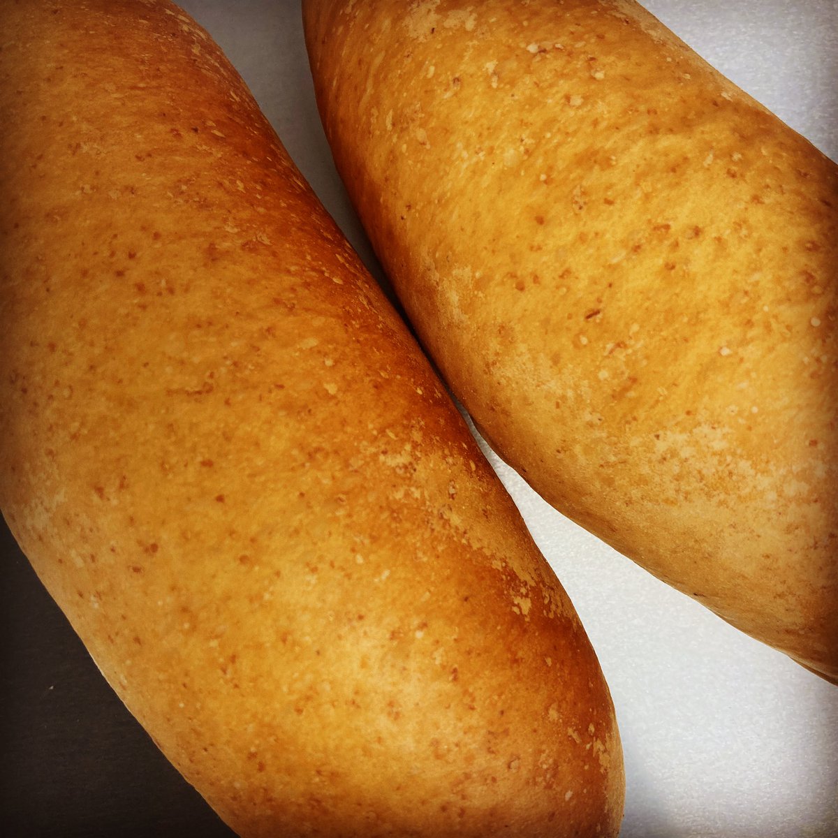 JOIN_Cafe's tweet photo. ドッグロール焼けました🔥 https://t.co/3RJIFOK6F2