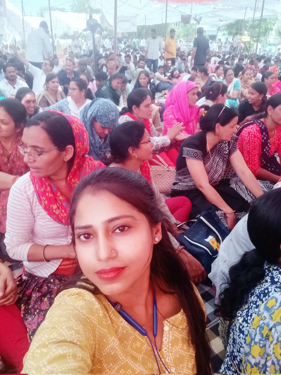 कर्मचारियों ने गांधीवादी तरीके से उपवास रखकर सरकार का ध्यान आकर्षित कराया भारी बर्षा एवं अंधड़ में भी निर्णायक लड़ाई लड़ रहा है  सरकार या तो प्रमुख मांगो के जारी करे अन्यथा अब गांधीवादी तरीके को छोड़ कर उग्र आंदोलन करने को मजबूर होना पडेग <a href="/ashokgehlot51/">Ashok Gehlot</a> @Babu_akta @ministerialSr