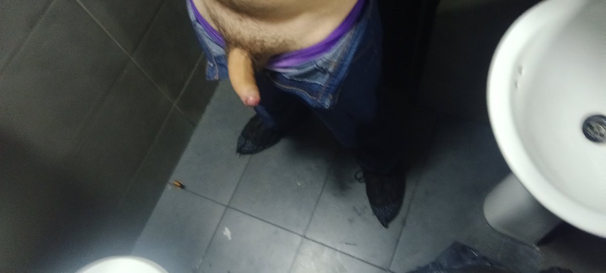 HetActHot's tweet photo. Andaba muy hot en la pega hoy 🥵🥵quiero que me chupen la verga y comer culito... Necesito un culito por Vicente valdes o Vicuña Mackenna, Bellavista de la florida o alrededores para mañana después de las 4 quiero puro comer culo #gaychile #chilenaked #gaystgo #chilegay https://t.co/qTeYjo6MeX