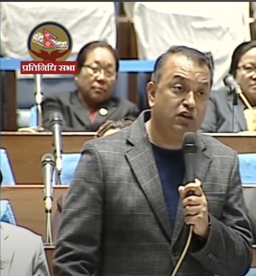 सदन एउटै टिसर्ट उस्तै

महिलाले लाउदा आपत्ती तर पुरुषले लाउदा नो कमेन्ट......

गज्जब छैन त ?