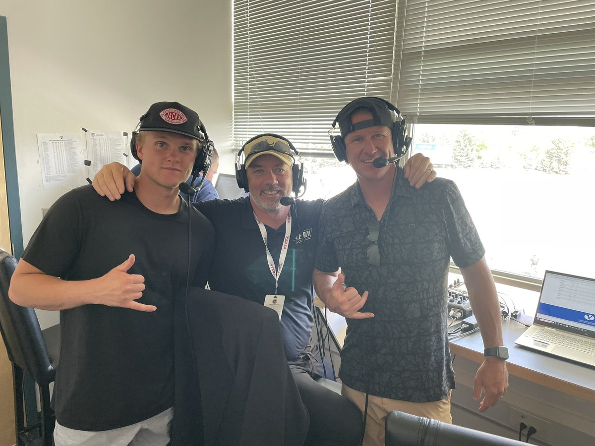 devdixon's tweet photo. During the Snow Canyon game BYU freshman @11LukeAnderson stopped by the broadcast and just moments ago former Flyer and Cougar Sophomore @cooper_vest joined us ! #regxBase #4aState @TheFanSN https://t.co/r80byv2rOU