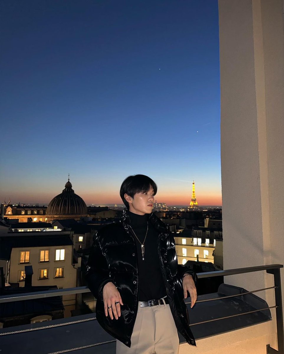 TheroseFansMex's tweet photo. Hajoon y Paris  es la combinación perfecta 😍 😍😍😍 @hajoon_I https://t.co/w2Z6TCnfMk
