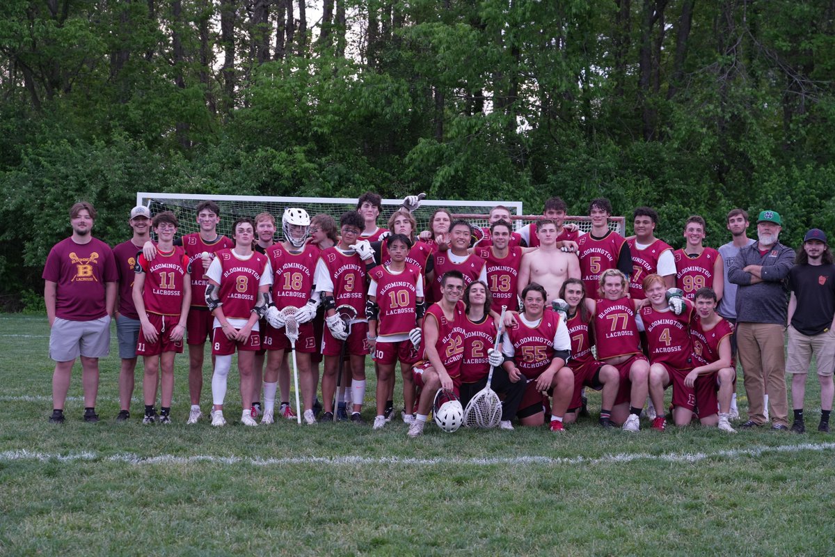BradyJackson1's tweet photo. Beyond proud of these boys! They worked their asses off and ended up 8-2 on the season. Outstanding work, players and coaches alike! #froman #GSD @bhsn_lax #family #lacrosse #neverquit https://t.co/pcJ6hgBSeW