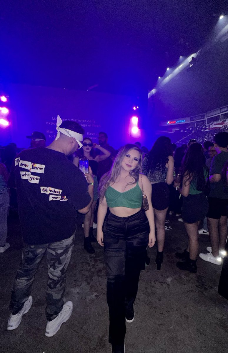 Ashleyriosgzz23's tweet photo. Yo a esa bebé la conozco de antes💚 https://t.co/PNqIm3aOEW