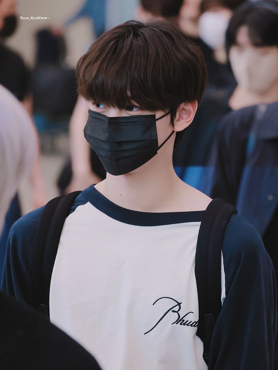 Time_GYUVIN's tweet photo. 230515
#김규빈 #KIMGYUVIN #제로베이스원 
#ZEROBASEONE #ZB1 https://t.co/MfdbY84cmx