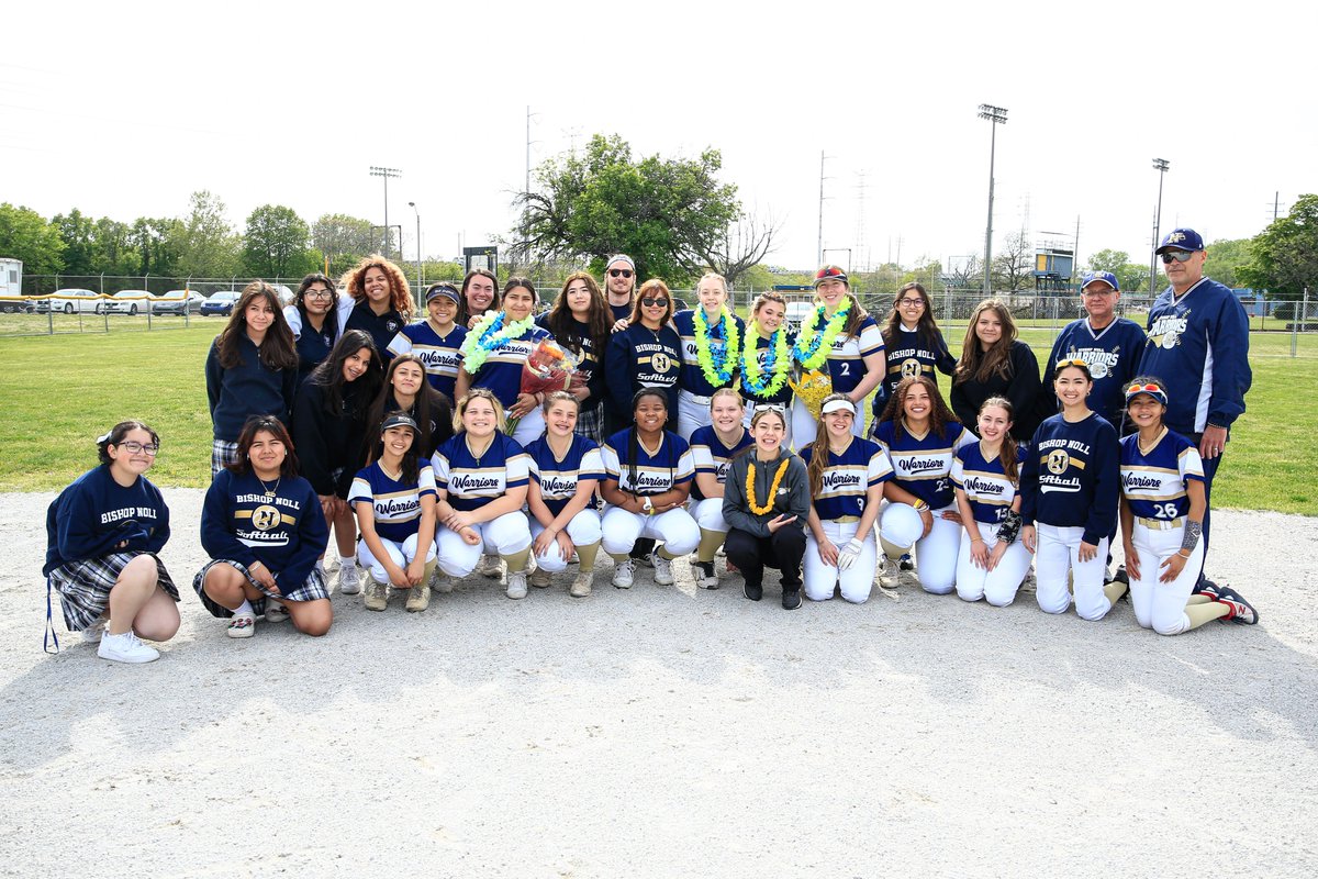 charlesbeardphotography (@charlesbeardph1) on Twitter photo The seniors were honored, the hugs and face paint were present, and the morale was everlasting following the game! <a href="/BNI_Alumni/">Bishop Noll Alumni</a> <a href="/BNIAthleticDept/">BNI Athletics</a> The seniors were honored, the hugs and face paint were present, and the morale was everlasting following the game! <a href="/BNI_Alumni/">Bishop Noll Alumni</a> <a href="/BNIAthleticDept/">BNI Athletics</a>