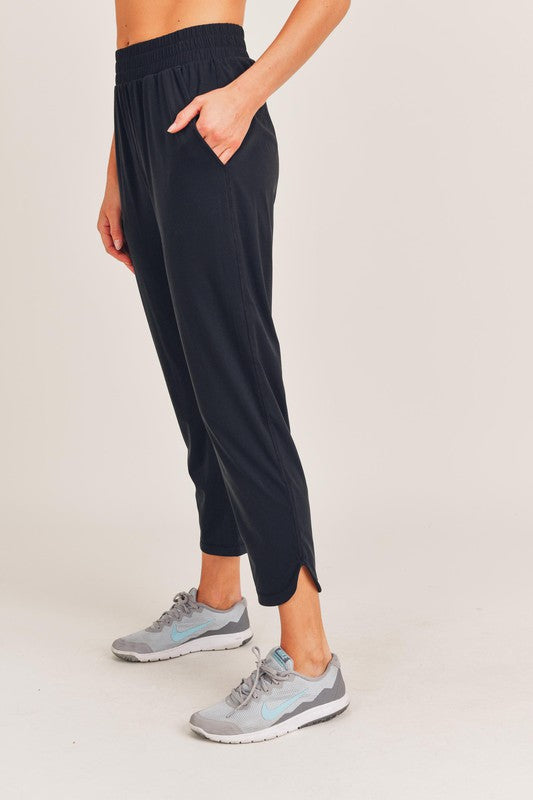 🎁 Unwrap our new arrivals and discover something special!‼️

Athleisure Joggers with Curved Notch Hem in Black 

bit.ly/41FGxY4 

A Moment of Now™
| Lifestyle Brand | 10% Off Code: FIRST10

#lifestyletbrand #linkinbio #inspirational  #womensclothing #boutiquefashion...