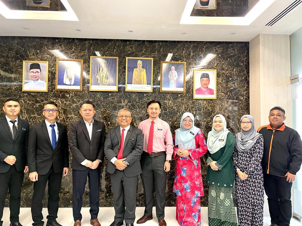 Mei 16 2023 - Program libat urus CKBA1 bersama <a href="/JkrSabah/">JKR SABAH</a> 

<a href="/MOWorks/">でやんす</a> 
<a href="/IPJKR_Official/">JKR Malaysia Rasmi</a> 
<a href="/irahmadredza/">Ahmad Redza Ghulam</a> 
<a href="/Ar_Azman_5167/">Ar AzmanHashim</a>