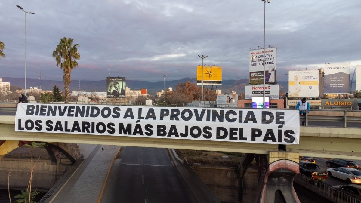 GiuliGiaquinta's tweet photo. Mientras tanto, Mendoza: https://t.co/zEQVfTb3Pl