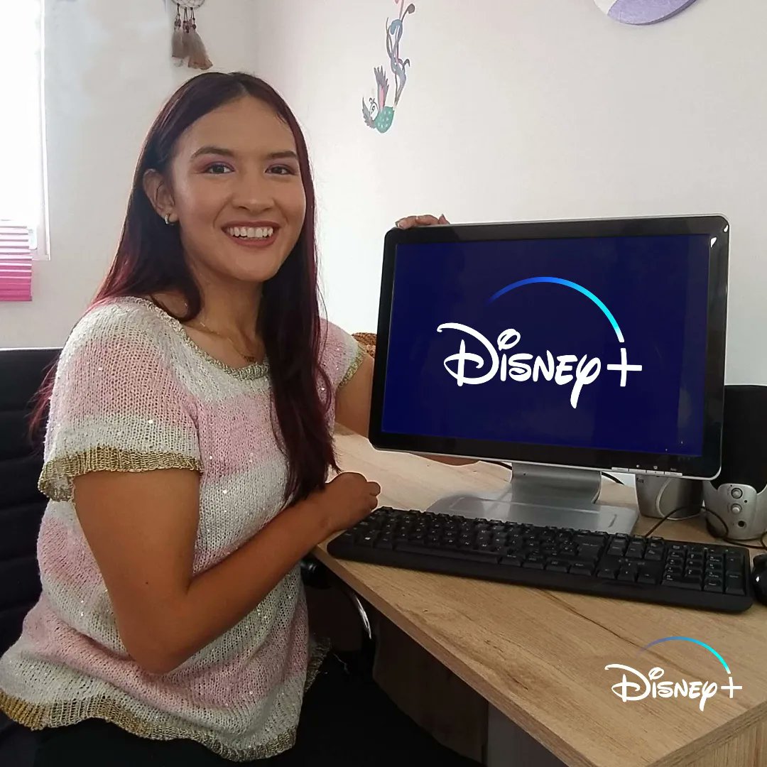 Vickydayanna's tweet photo. Hace 1 año recibi un correo de @disneyplus para invitarme a ser parte de una de sus campañas como influencer creativa, en un inicio pensé que era un spam, q Disney solo trabaja con personas muy famosas y no, para sorpresa mia, si era verdad, Disney se estaba contactando conmigo➡️ https://t.co/TyO3WVwyCb