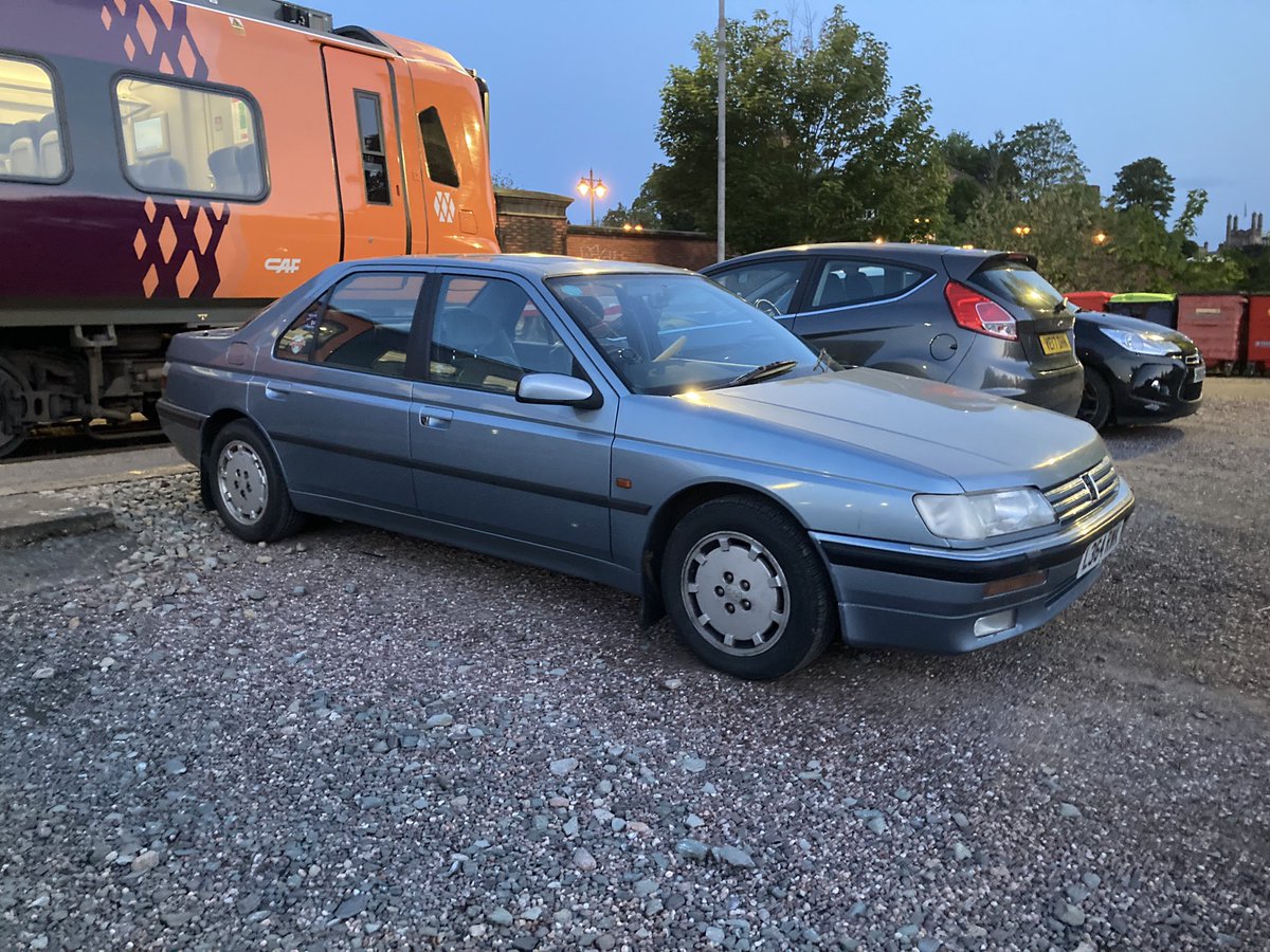 RichNewbrook's tweet photo. This old beaut has popped up in our yard at work, thought you’d appreciate it @Ringweekends #oldpeugeotsneverdie https://t.co/ex3Hzu9mH6