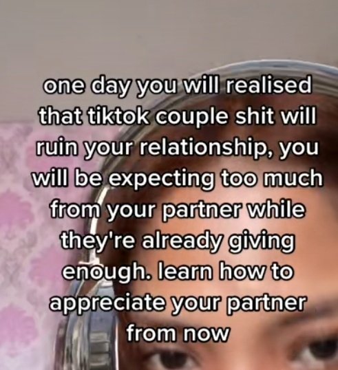 morezasimon's tweet photo. Don't ruin ur relationship because of what u already see on fyp.. https://t.co/VCsJ0UxS9l
