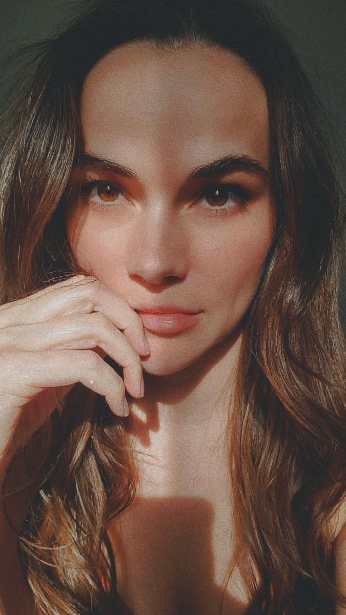EssikaJay's tweet photo. Poppin on for my 6month check in to tell my friends that... I'm alive and that I'll be going to LA area middle of June.

Let's get together please https://t.co/PWhM5cY7mu