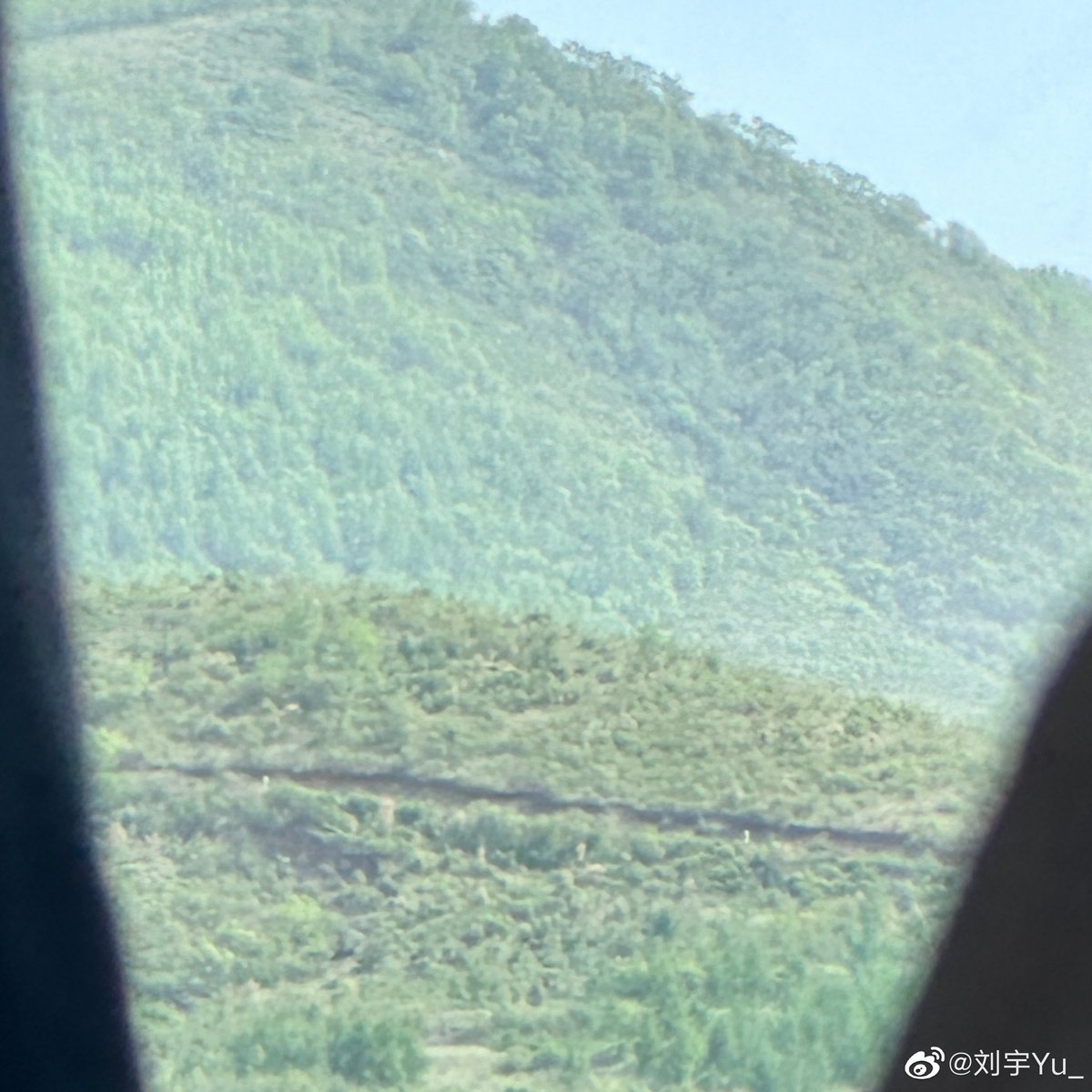 Liuyu_Fanclub's tweet photo. 230516 LIU YU Weibo Update [ENG]

#Yulog Something that is memorable but cannot be revealed yet is happening. 🎬

#Liuyu #刘宇 #劉宇 #リュウユ #리우위 #หลิวอวี่ #LưuVũ https://t.co/GqyRJhWCoM