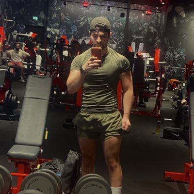 AbitbolScu's tweet photo. #NouvellePhotoDeProfil https://t.co/N4uN32zaej