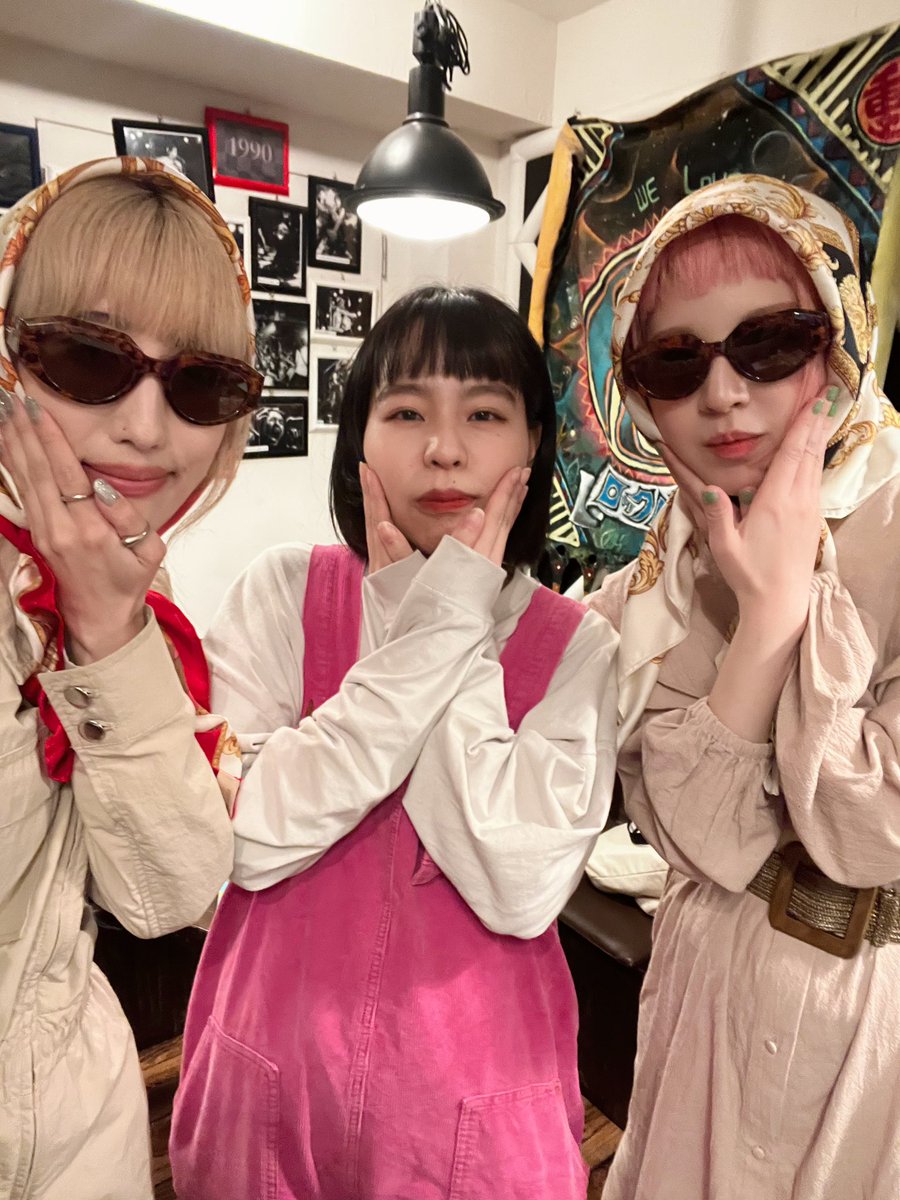 DOPPERINs WANTED vol.4
お足元の悪い中ありがとうございました！
モリィちゃん<a href="/mikaitaku_mory/">モリィ🦋🐬🧊💙</a> とのDOPPERIN度は、★★★★☆！過去1！ドッペルドッペル〜♩
共通点多くてめちゃ盛り上がり楽し⤴︎
ポーズは来た人にしかわからない陰陽ポーズ☯️
次回は7.12です！存続の危機なの…⁉︎
絶対きてよねぇ