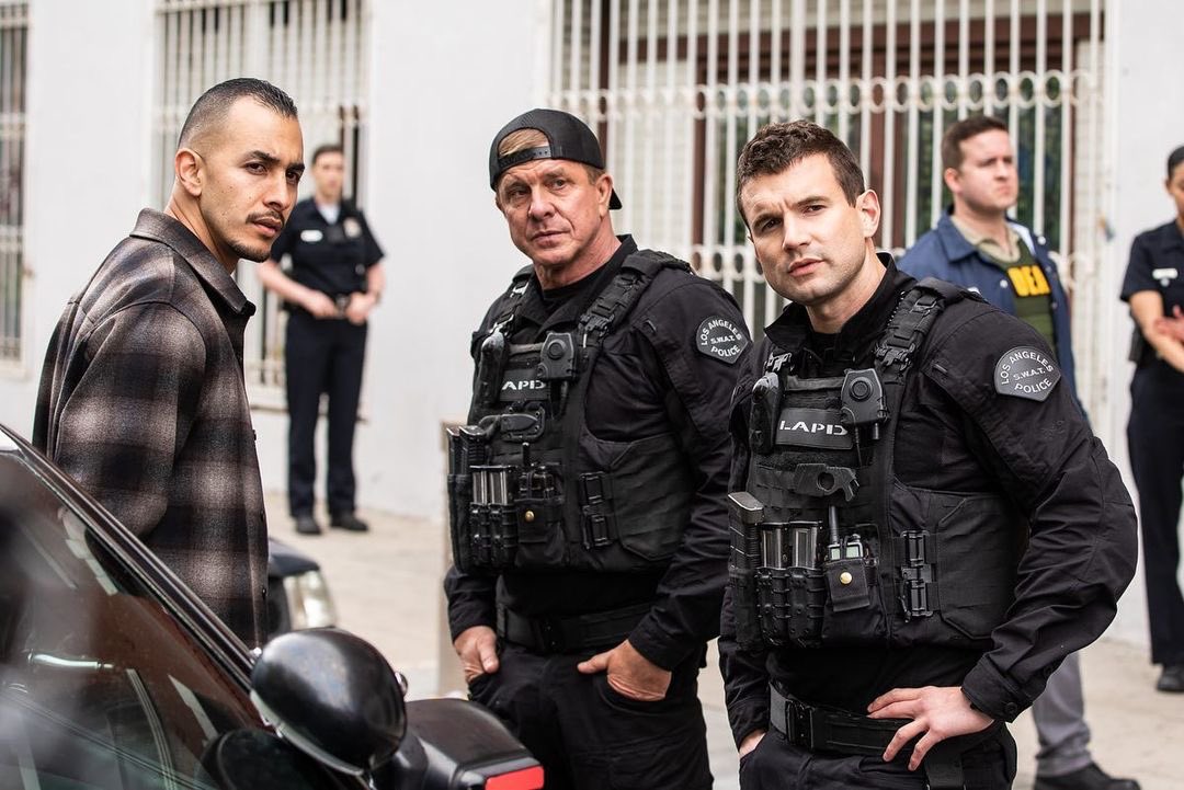 swat_deaconluca's tweet photo. Friday’s episode was part 1 of our season finale… have you seen it yet?

Stream it now on @paramountplus 👊🏼
.
.
Repost @Alex__Russell 
.
.
 #swat #swat2023 #swatseason6 #swatfridays #swatcbs #cbstv #sptv #rollswat #forgetshorty
(S6xE21) https://t.co/0DDqTfauL4