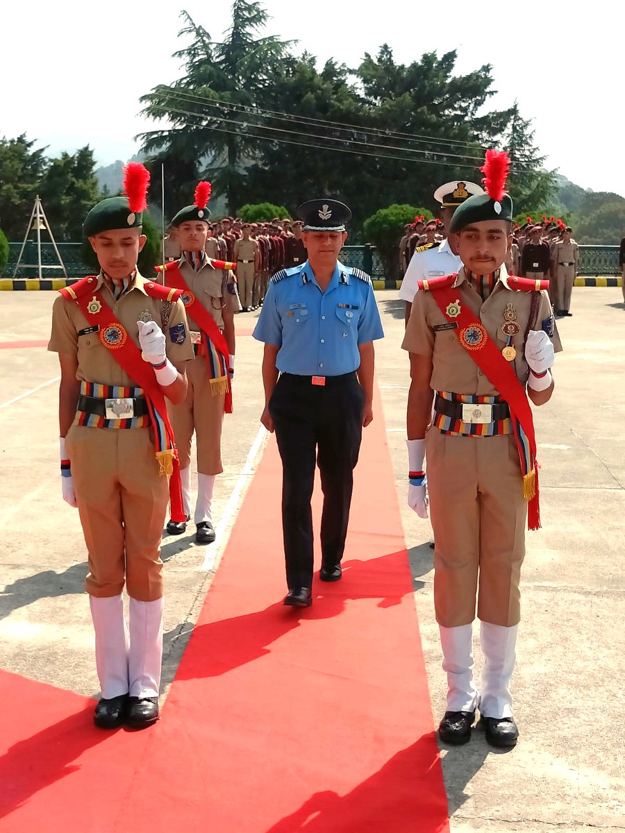 SSGK1966's tweet photo. Group Captain Vijay Singh Dangwal takes over as new Principal

After completing a successful tenure of almost one and a half year at Sainik School Ghorakhal, Gp Capt Vijay Kumar Thakur handed over the charge of Principal to  Group Captain Vijay Singh Dangwal on 15 May 23. https://t.co/KFv7B8uzHB